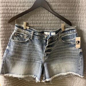KanCan Kurvy Mid-Rise Denim Shorts